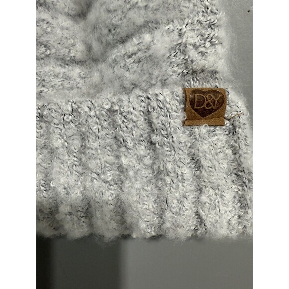 David and Young Gray  Beanie Hat - Picture 3 of 7